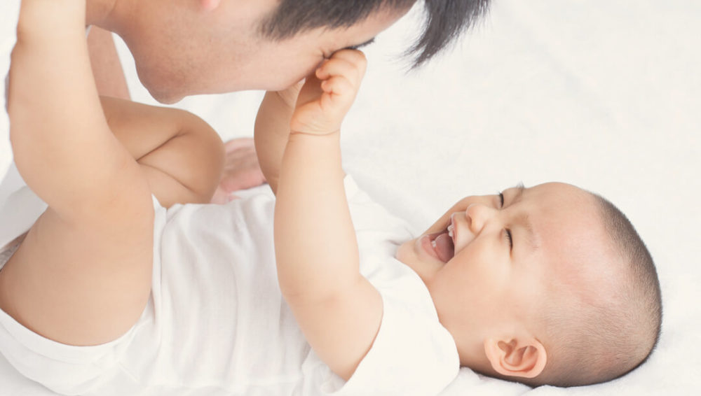 Fact or fiction: Babies look more like their fathers?